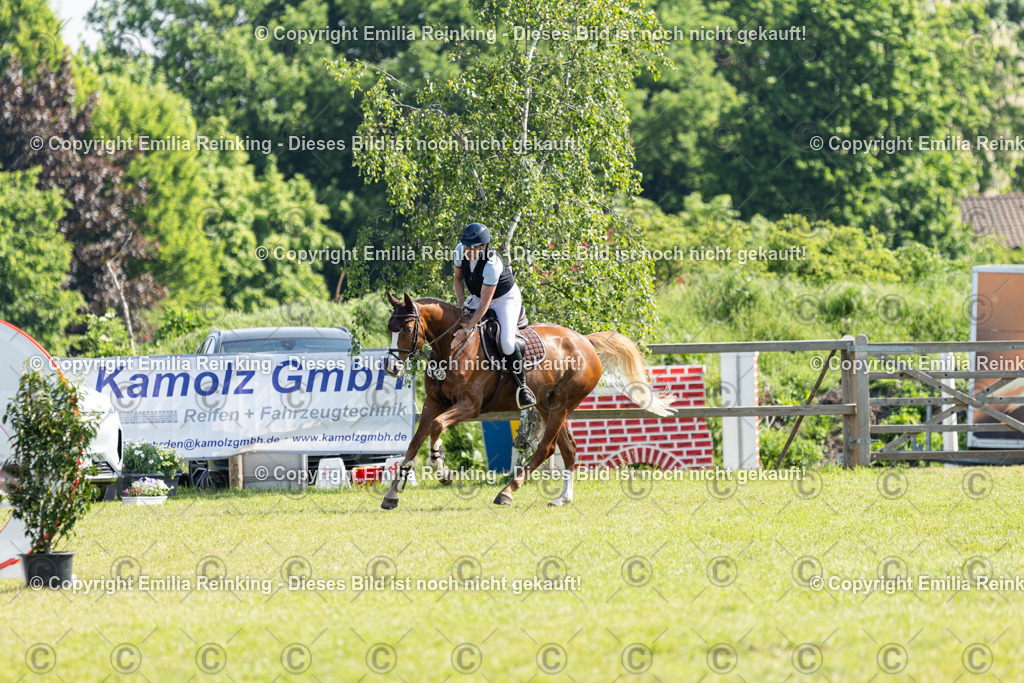 CL5A8293 | Emilia Reinking Fotografie - Realisiert mit Pictrs.com