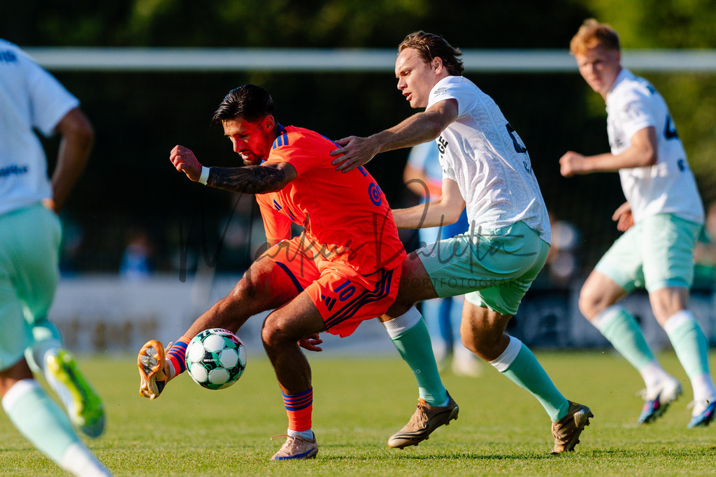 Testspiel, Saison 2026/27: SC Preußen Münster - Kickers Emden | Billerbeck, 10.07.2026: Testspiel, SC Preußen Münster gegen Kickers Emden auf der Anlage des DJK Billerbeck in Billerbeck. Foto: sportfotografie.ms | Markus Paletta - Realisiert mit Pictrs.com
