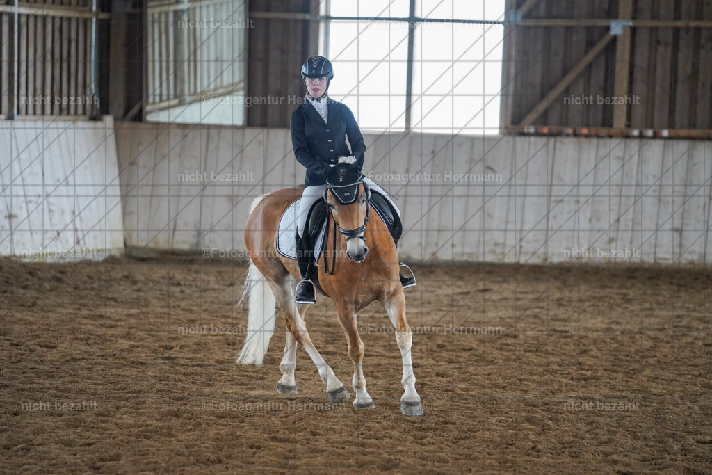 20230520-FAH05128 | Frühjahrsturnier, Landsberg am Lech, 2023, Reitclub Landsberg, Turnierbilder, Fotos Turnier Landsberg, Fotoagentur Herrmann, Turnierfotografen Bayern, Reitsport Fotograf, Pferde Fotograf