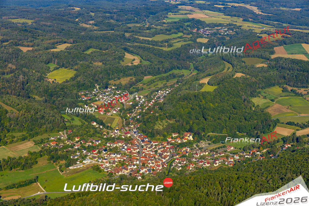 Das Luftbild zeigt :  Unterleinleiter - Die Luftaufnahme wurde 2024 vom UL-Flugzeug aus erstellt ( keine Drohne ) - Hochauflösende Luftaufnahme - Für grossformatige Ausdrucke geeignet. Die Geschenkidee !Mit Lizenz und Bildrechte bestellbar