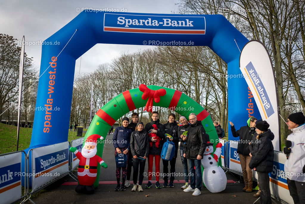Bonner Nikolauslauf in Bonn, 08.12.2024 | Impressionen vom Bonner Nikolauslauf am 08.12.2024 in Bonn (Freizeitpark Rheinaue). Foto: BEAUTIFUL SPORTS/Axel Kohring