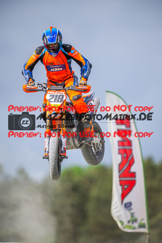 MaZZes_Fotomatrix_20250504_6007705_7825 | S1