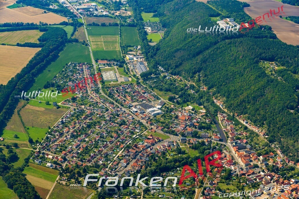 Schwarza Rudolstadt Bild- Das Luftbild wurde 2025 vom UL-Flugzeug heraus erstellt ( keine Drohne bzw. Drohnenaufnahme ) - Hochauflösende Luftaufnahme -Nicht vergleichbar mit Google Maps oder Satelittenbilder- Die Geschenkidee !Mit Lizenz und Bildrechte bestellbar - CC