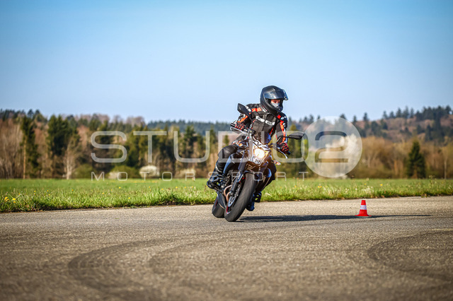 0027-260418_NOE-001_27 | Deine Full-Service-Agentur für ✔️Videoproduktionen und ✔️Motorsportfotografie Jetzt Angebot anfragen!