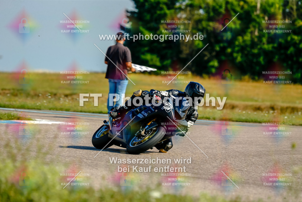 Chambley Juli-0325 | Hier findet Ihr Bilder von Touristenfahrten auf der Nürburgring Nordschleife oder von anderen Veranstaltungen die ich besucht habe. Viel Spass beim Durch Schauen 