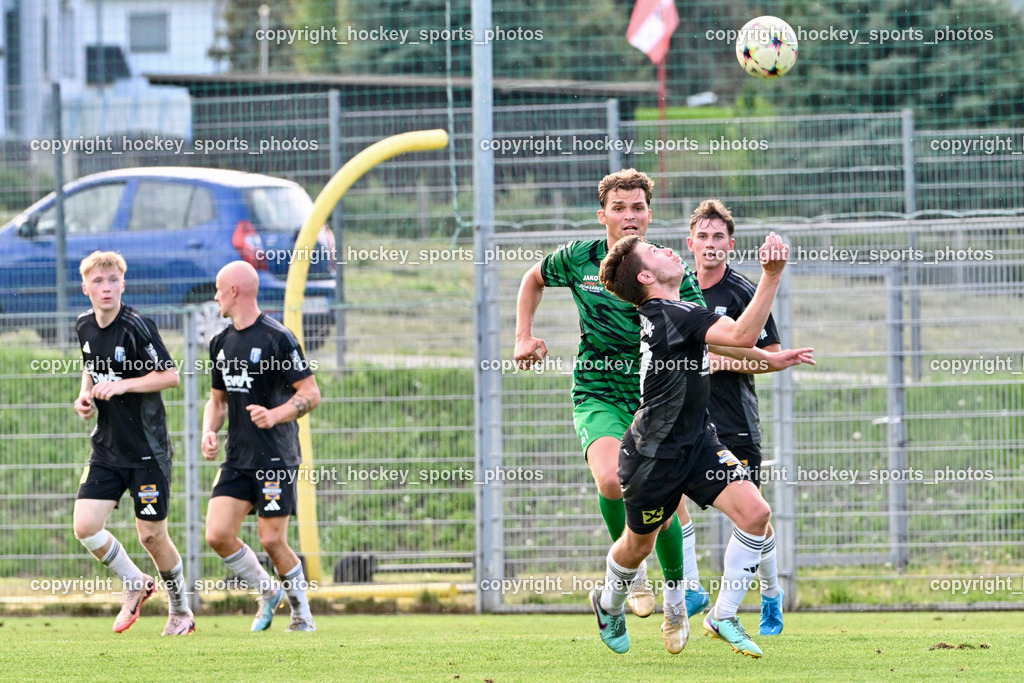 SC Landskron vs. Thal Assling  | #27 Dominik Klaus Kofler Thal Assling, #9 Luka Gajic SC Landskron, #10 Julian Jakob Moser Thal Assling, SC Landskron vs. Thal Assling , SC Landskron vs. Thal Assling  am 09.08.2024 in Villach (Sportanlage Landskron), Austria, (Photo by Bernd Stefan)