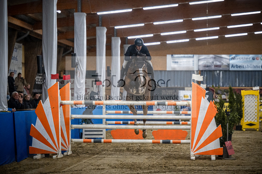 DOS_0379 | Entdecke hochwertige Reitturnierfotos von Foto Oger. Professionell, emotional und authentisch – jetzt Lieblingsmomente im Shop bestellen.Deutschlandweite Turnierfotografie. - Realisiert mit Pictrs.com