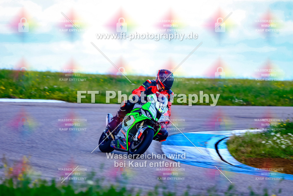 015-5006 | Hier findet Ihr Bilder von Touristenfahrten auf der Nürburgring Nordschleife oder von anderen Veranstaltungen die ich besucht habe. Viel Spass beim Durch Schauen 