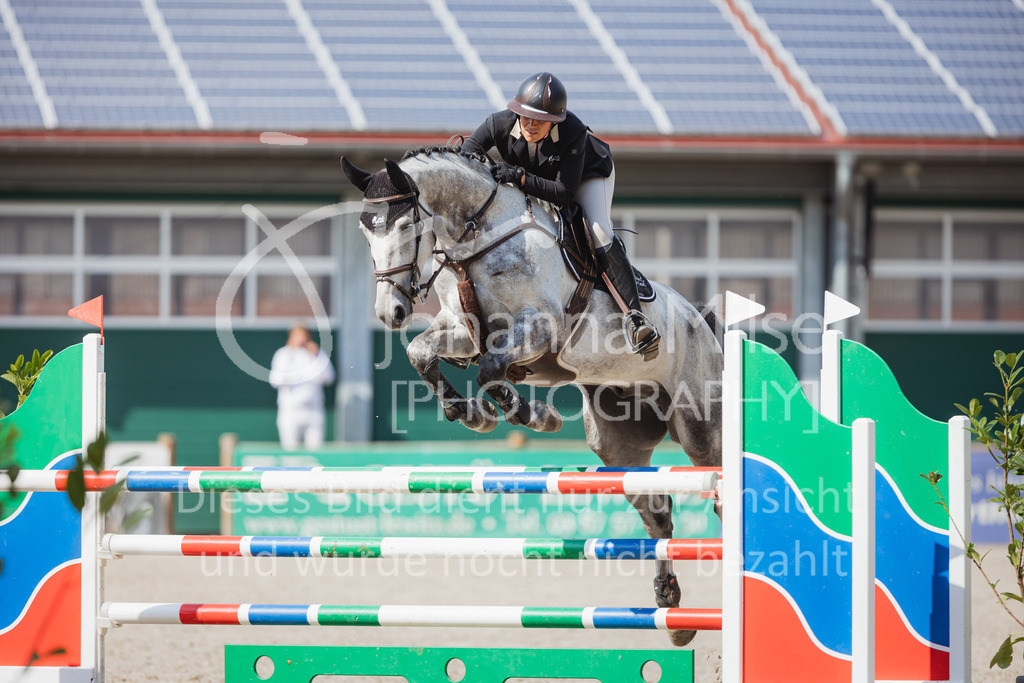 220705_Mühlen_SprPf-M-644 | Late Entry Mühlen
05.07.2022
06 Springpferdeprüfung Kl.M*