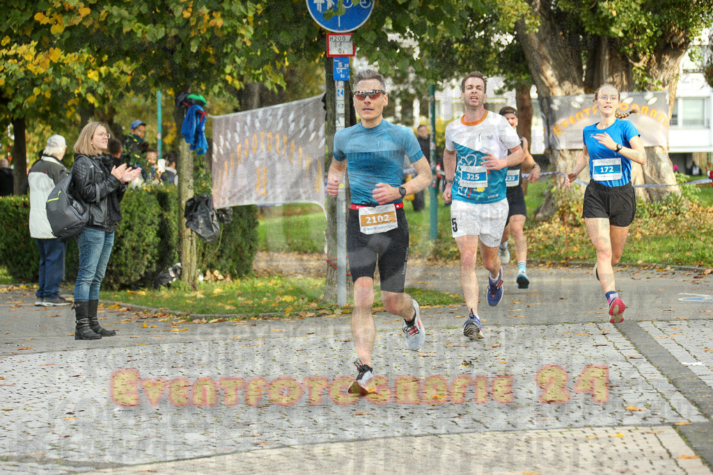 241020_1002_EX1_7527 | Sportfotografie im Rhein-Sieg Kreis, Köln, Bonn, NRW, Rheinland Pfalz, Hessen, etc. Unser Tätigkeitsfeld umfasst den Laufsport vom Volkslauf über den Marathon, Duathlon, Triathon bis zum Ultralauf wie Kölnpfad Ultra oder Schindertrail.