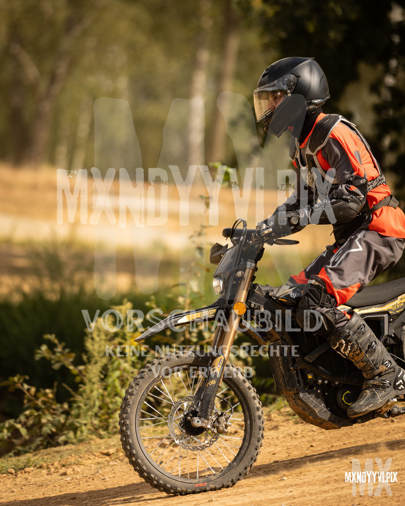 866A2526 | mxndyyvipix