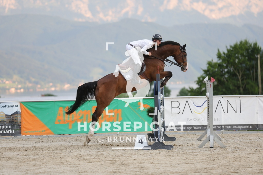 0P6A2232 | Willkommen bei Brunnmayr - Design & Fotografie – Ihrem Spezialisten für Reitturniere und Pferdeveranstaltungen in Oberösterreich, Salzburg und Bayern! Seit über 17 Jahren sind wir leidenschaftlich dabei.