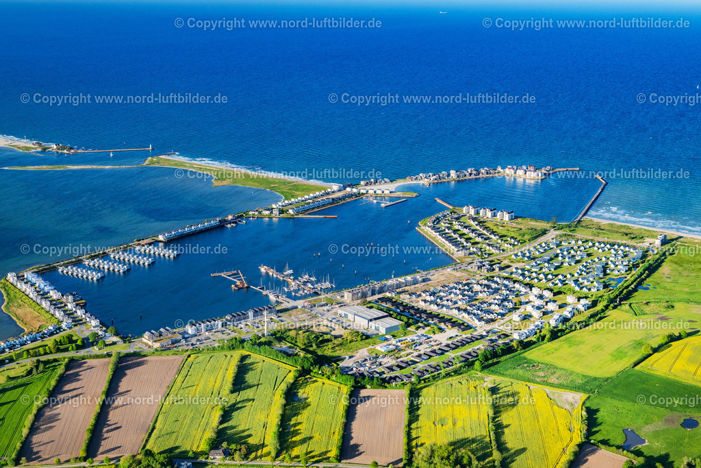 Olpenitz_ELS_3054170524 | KAPPELN 01.05.2024 Yachthafen mit Sportboot- Anlegestellen und Bootsliegeplätzen am Uferbereich der Ostsee in Kappeln im Bundesland Schleswig-Holstein, Deutschland. Weiterführende Informationen bei: Gerald Kretschmer. // Pleasure boat marina with docks and moorings on the shore area Ostsee in Kappeln in the state Schleswig-Holstein, Germany. Further information at: Gerald Kretschmer. Foto: Martin Elsen