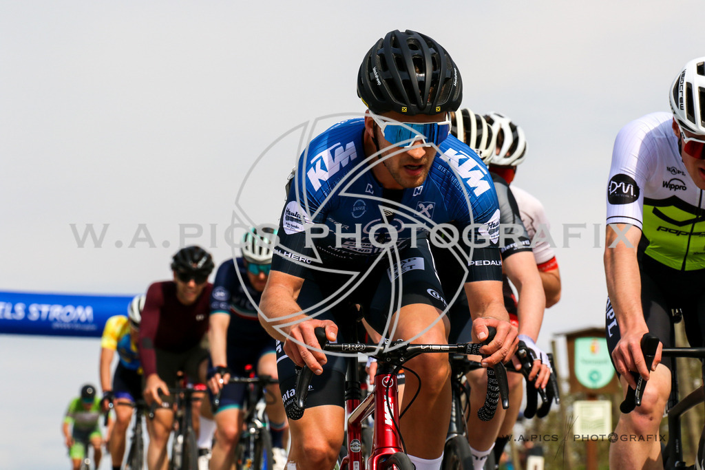 Kirschblütenrennen Wels | WELS, AUSTRIA, 23.04.2023 - ROADCYCLING, OERV RADLIGA, 61. Kirschblütenrennen Wels, Image shows 
Photo: SMP/Andreas Willdoner