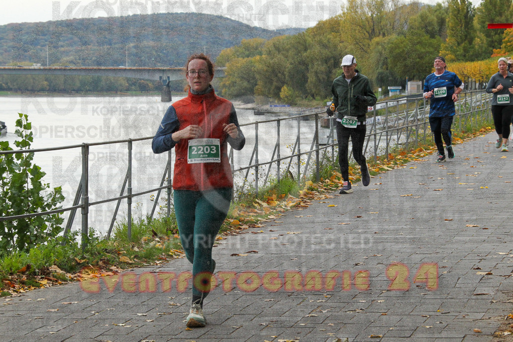 251019_1031_EV4_3051 | Sportfotografie im Rhein-Sieg Kreis, Köln, Bonn, NRW, Rheinland Pfalz, Hessen, etc. Unser Tätigkeitsfeld umfasst den Laufsport vom Volkslauf über den Marathon, Duathlon, Triathon bis zum Ultralauf wie Kölnpfad Ultra oder Schindertrail.