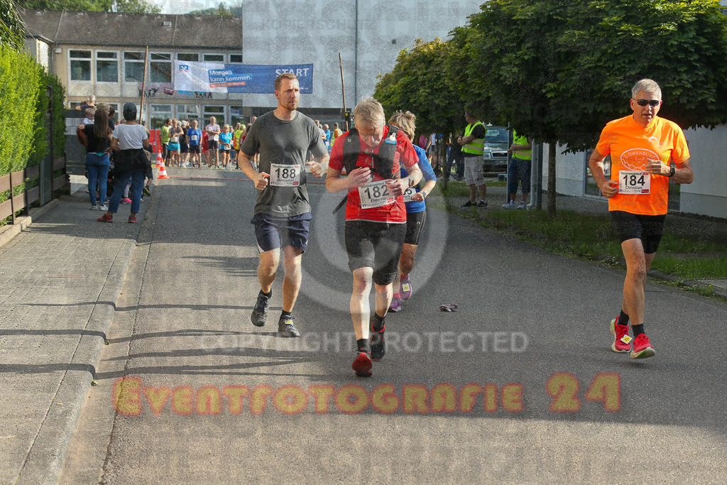 230804_1809_EX1_3728 | Sportfotografie im Rhein-Sieg Kreis, Köln, Bonn, NRW, Rheinland Pfalz, Hessen, etc. Unser Tätigkeitsfeld umfasst den Laufsport vom Volkslauf über den Marathon, Duathlon, Triathon bis zum Ultralauf wie Kölnpfad Ultra oder Schindertrail.