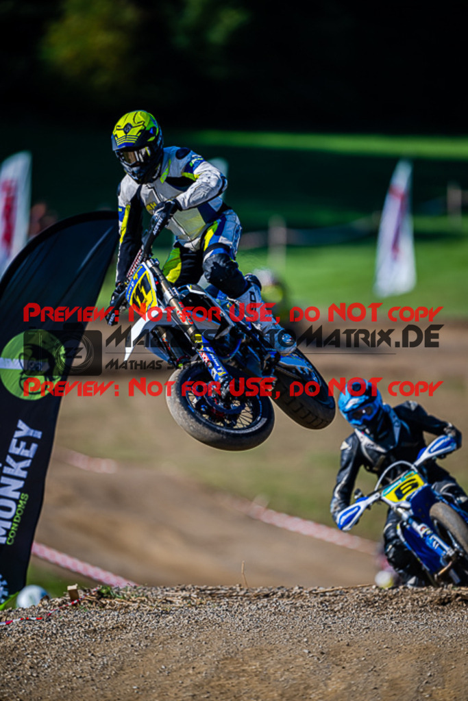 MaZZes_FotoMatrix_220903_0526 | S1