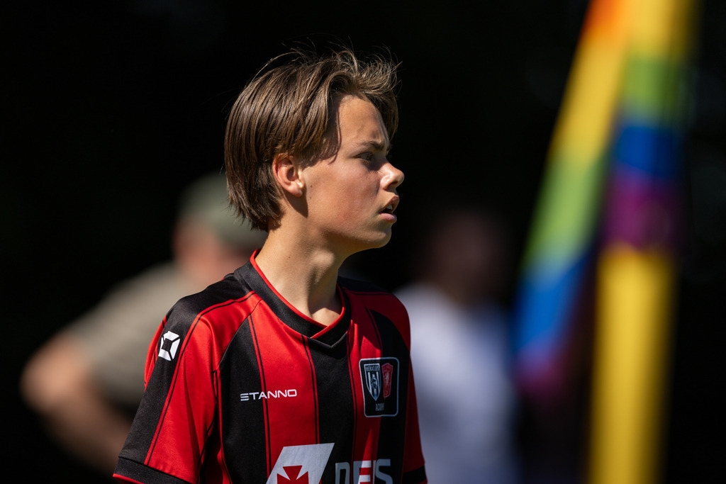 Fußball I Männer I 40. Pfingscup Hollage I 13380 | realhellocedii - Realisiert mit Pictrs.com