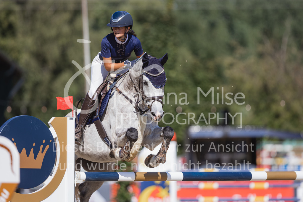 220824_Delbrueck_Stil-M1-244 | Deine schönsten Turniermomente als professionelle Fotos! Entdecke hochwertige Pferdesport-Fotografie im Online-Shop. Jetzt Fotos finden & bestellen!