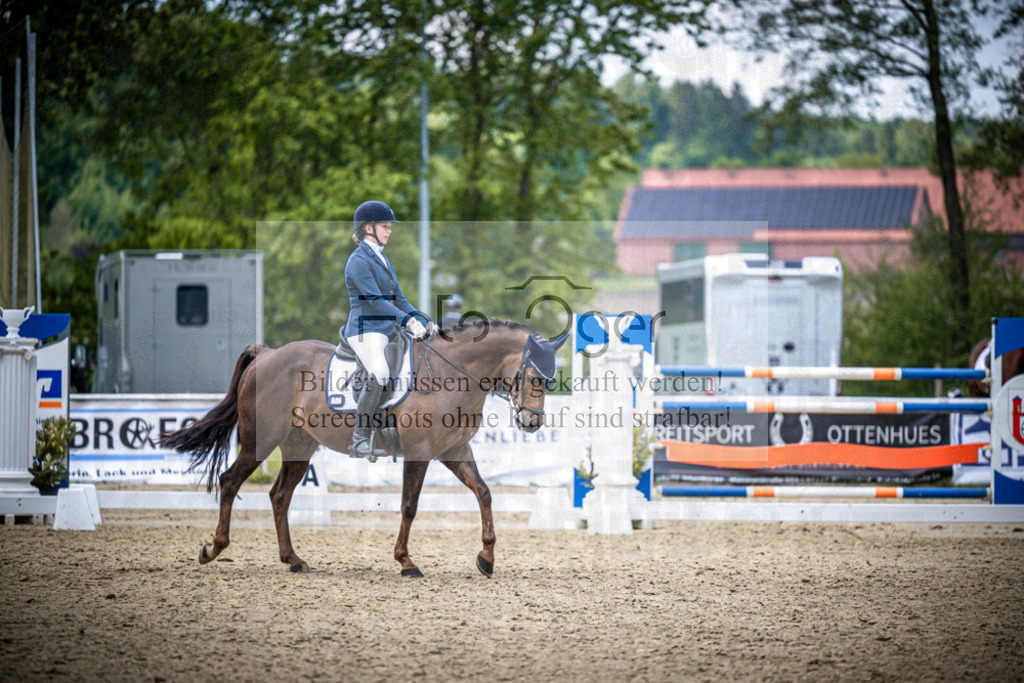 DOS_3106 | Reitturnier Venne - Realisiert mit Pictrs.com