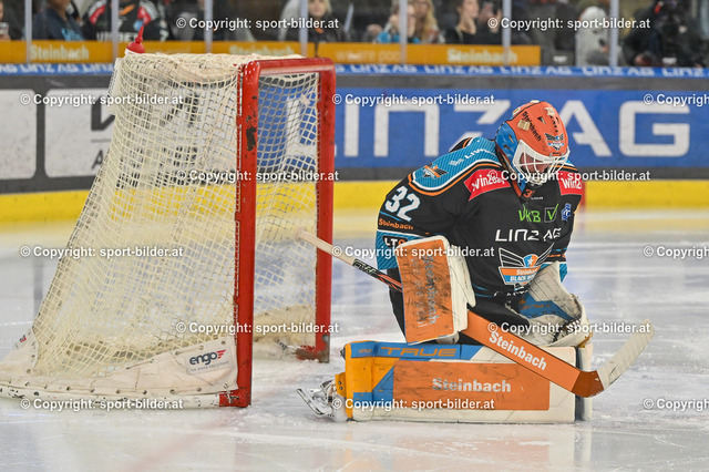 AUT, ICE, Black Wings Linz (AUT) vs Asiago Hockey (ITA) | 01.10.2024, Eishalle Linz, AUT, ICE Eishockey Liga, Black Wings Linz (AUT) vs Asiago Hockey (ITA), im Bild Rasmus Tirronen of Steinbach Black Wings Linz// ICE win2day Hockey League Match between Black Wings Linz (AUT) vs Asiago Hockey (ITA) in Linz, Austria on 2024/10/01