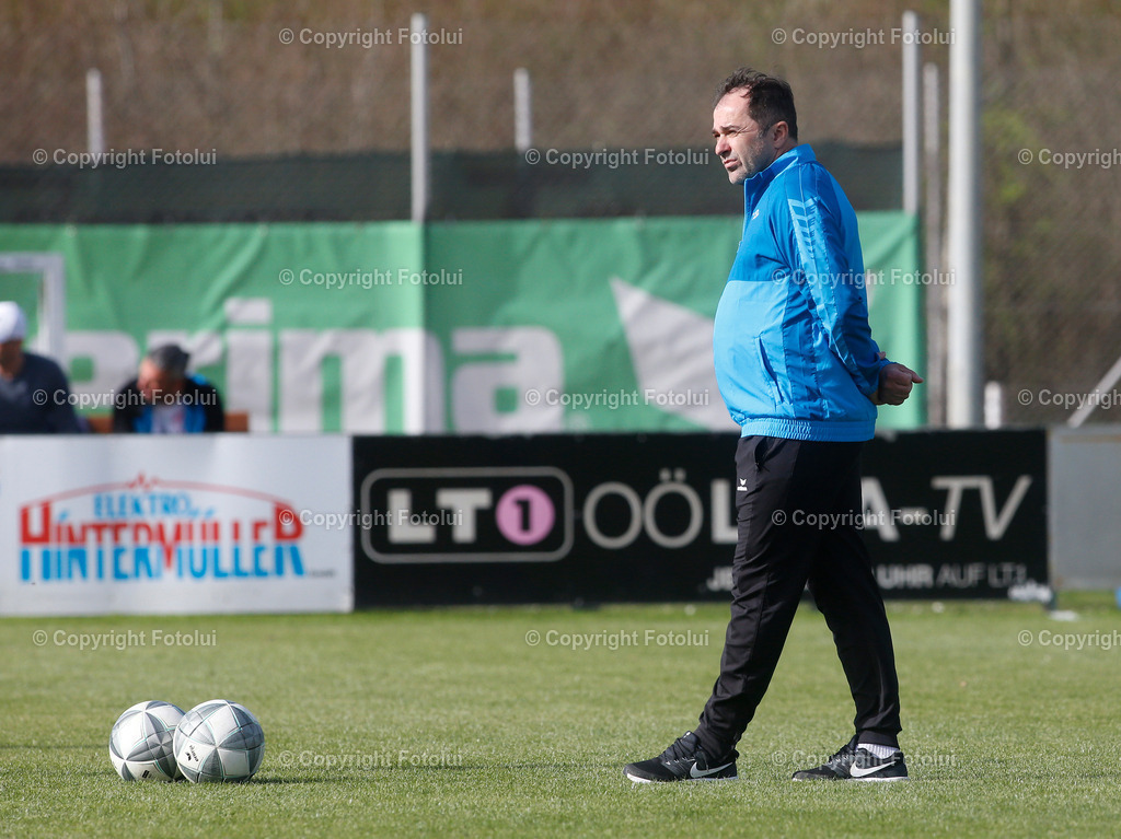 A_LUI_30032024_02 | SPORT ,FUSSBALL, LL OST ASKOE OEDT 1B-UFC PIENO ROHRBACH 30.03.2024 IM BID:TRAINER SAMIR GRADASCEVIC.  (OEDT1B) ) FOTO:FOTOLUI