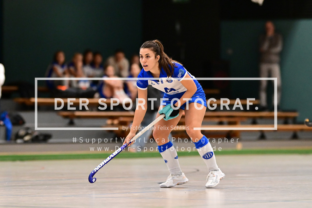 Hockey I Frauen I Halle 2024-2025 I 1. Bundesliga Nord I 7. Spieltag I Großflottbeker THGC - UHC Hamburg I 033561 | Der Sportfotograf. - Realisiert mit Pictrs.com