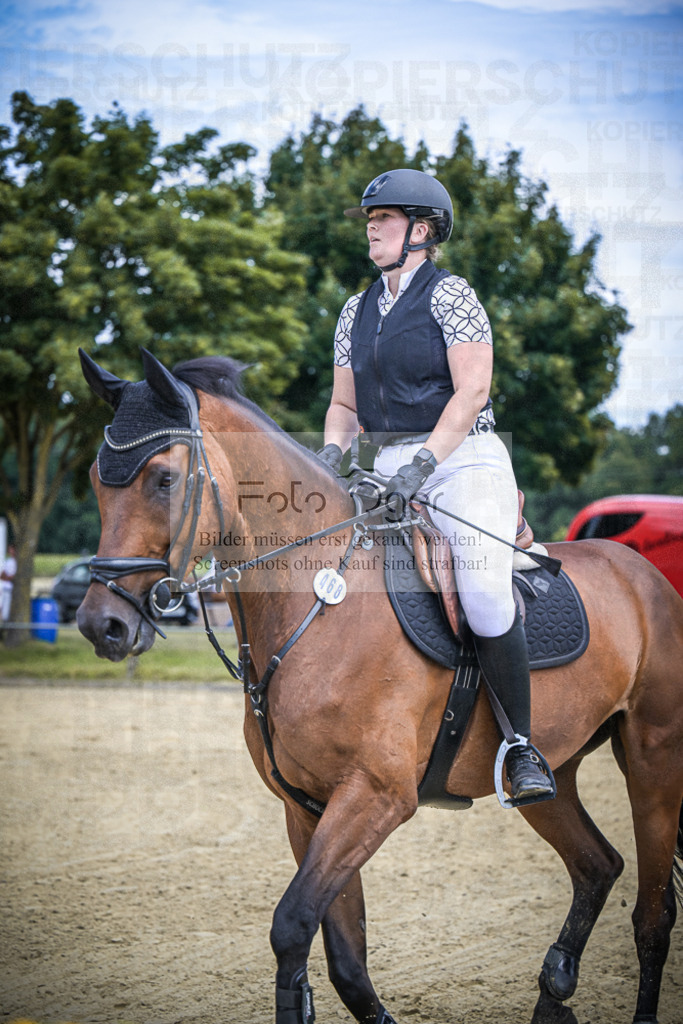 DOS_1663 | Entdecke hochwertige Reitturnierfotos von Foto Oger. Professionell, emotional und authentisch – jetzt Lieblingsmomente im Shop bestellen.Deutschlandweite Turnierfotografie. - Realisiert mit Pictrs.com