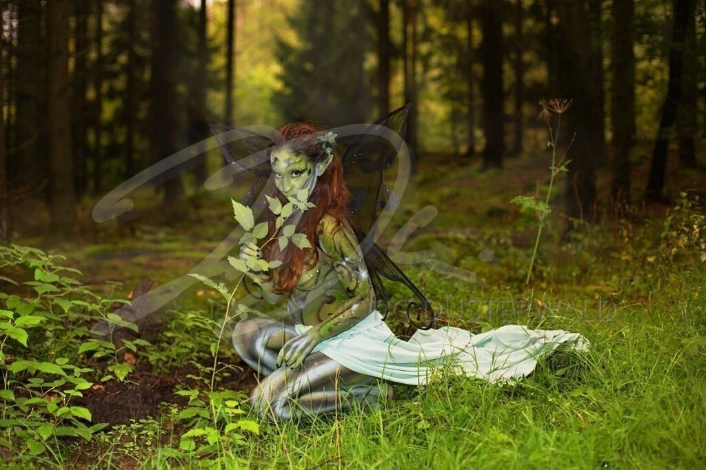 Bodypainting-WALDELFE_2564 | #006 | Modell: Ann-Kristin | Foto: Tatjana Dietrich - Realisiert mit Pictrs.com