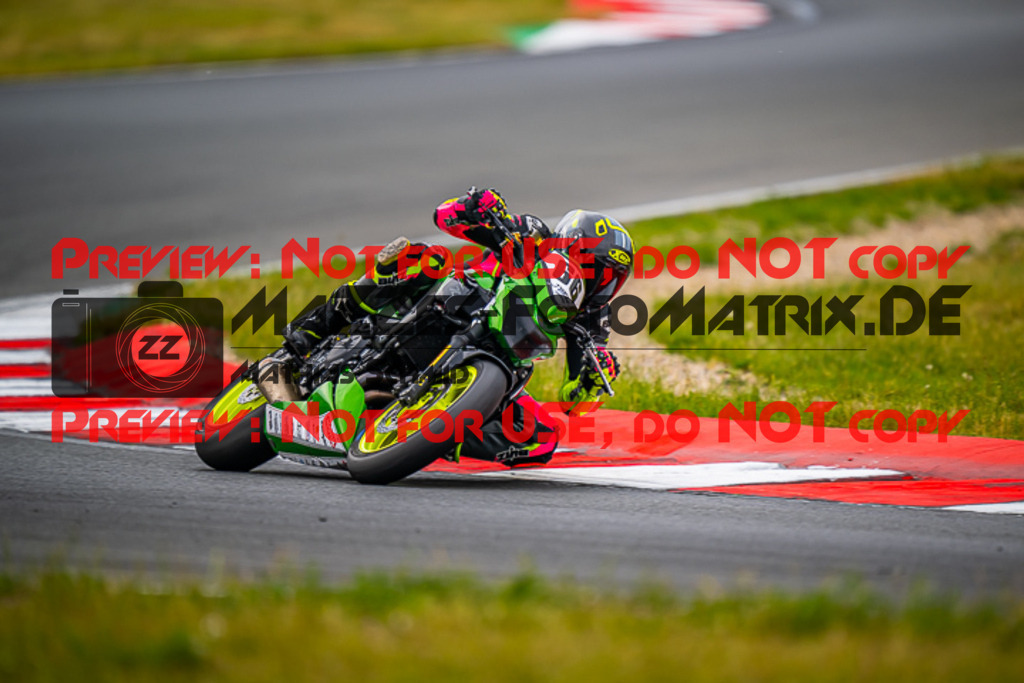 MaZZes_FotoMatrix_220520_6637 | Fotograf Mathias Schmid
Sportfotograf,
Eventfotograf,
Hochzeitsfotograf,
Portraitfotograf