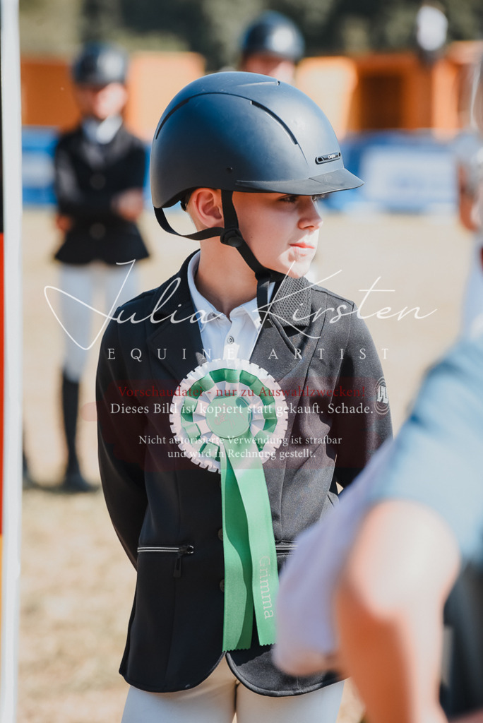DSC_6340 | Pferde- und Turnierfotografie in Westsachsen. Pferdeportraits, Auftragszeichnungen und intuitive Kunst.