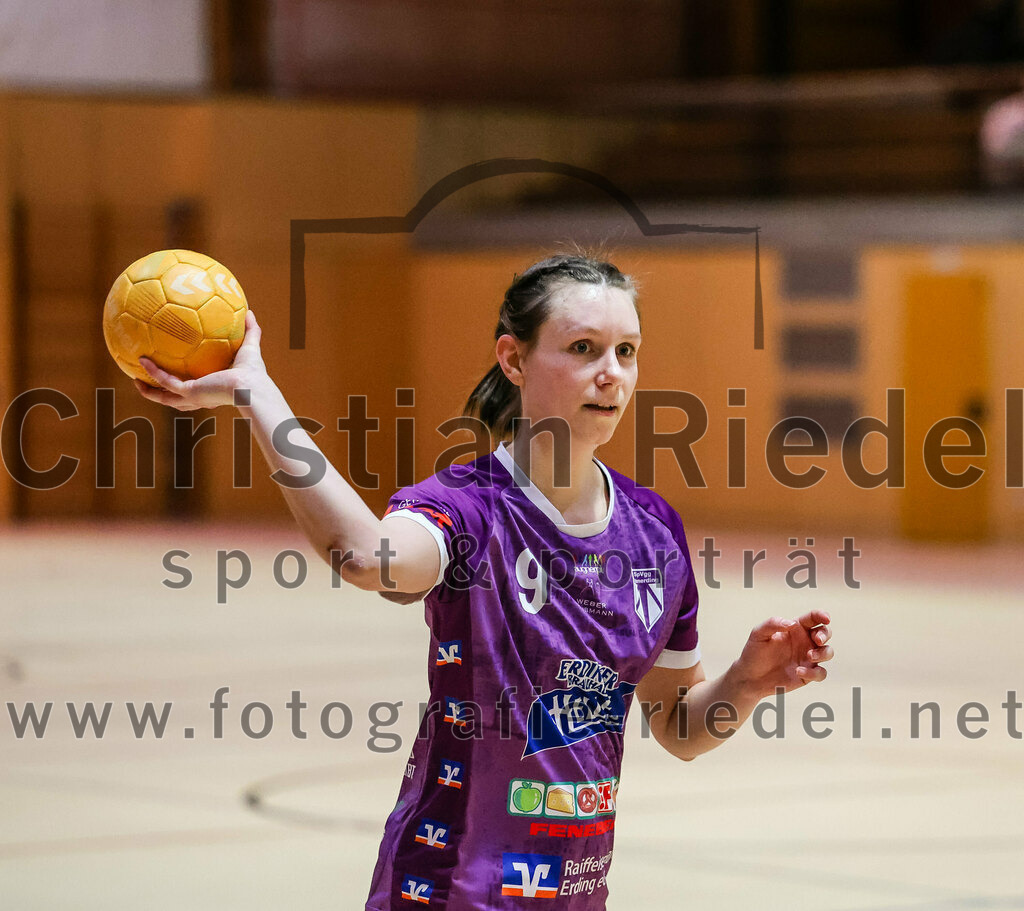 2024-01-27_062_SpVgg_Altenerding_gegen_HSG_Schwab-kirchen | Erding, Deutschland, 27.01.2024:
Handball, Bezirksoberliga Frauen Altbayern 2023 / 2024, 12. Spieltag, SpVgg Altenerding gegen HSG Schwab/kirchen, Endergebnis: 39:28

Julia Kranich (SpVgg Altenerding, #9)

Foto: Christian Riedel / fotografie-riedel.net