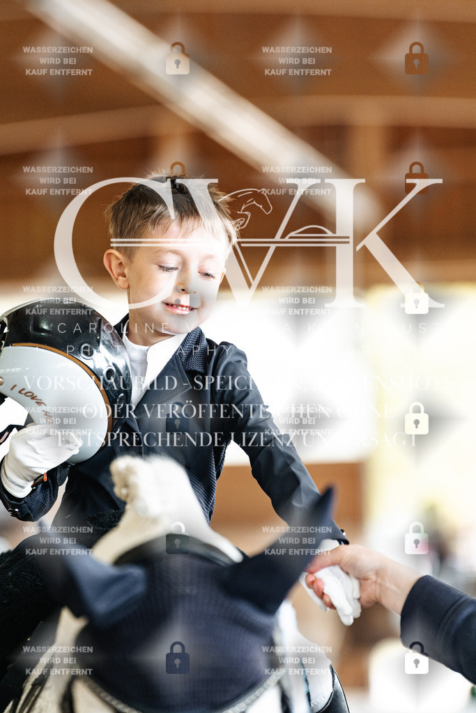 CK901949 | Turnierfotografie Pferdefotografie Trier Rheinland-Pfalz Pferdesport Reitsport Tierfotografie Sportfotografie Pferdevideo Pferdevideografie Equestrianvideography equestrianphotography  - Realisiert mit Pictrs.com