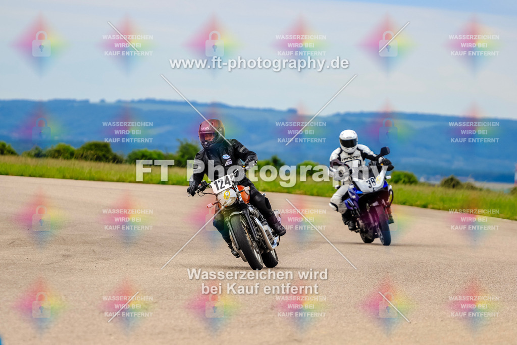 MotoTeam-2427 | Hier findet Ihr Bilder von Touristenfahrten auf der Nürburgring Nordschleife oder von anderen Veranstaltungen die ich besucht habe. Viel Spass beim Durch Schauen 