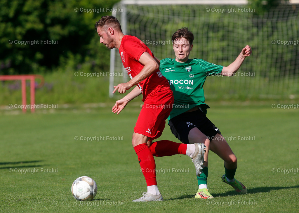 A_LUI_250524_21 | SPORT,FUSSBALL,LT1 OOE LIGA ASKOE OEDT-UNION PROCON DIETACH 25.05.2024 IM BILD: MARTIN GRASEGGER  (OEDT)  UND VALENTIN SCHWAIGER (DIETACH FOTO:FOTOLUI