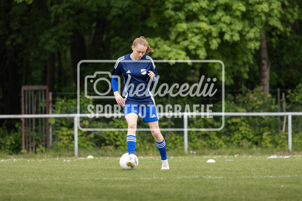 Fußball I Frauen I Saison 2025-2026 I Oberliga Niedersachsen I FC Jesteburg-Bendestorf - BW Hollage I 12607 | realhellocedii - Realisiert mit Pictrs.com