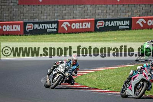 spof4056 | Professionelle Fotos von Sportveranstaltungen, aber auch Hochzeiten und anderen Events. - Realisiert mit Pictrs.com