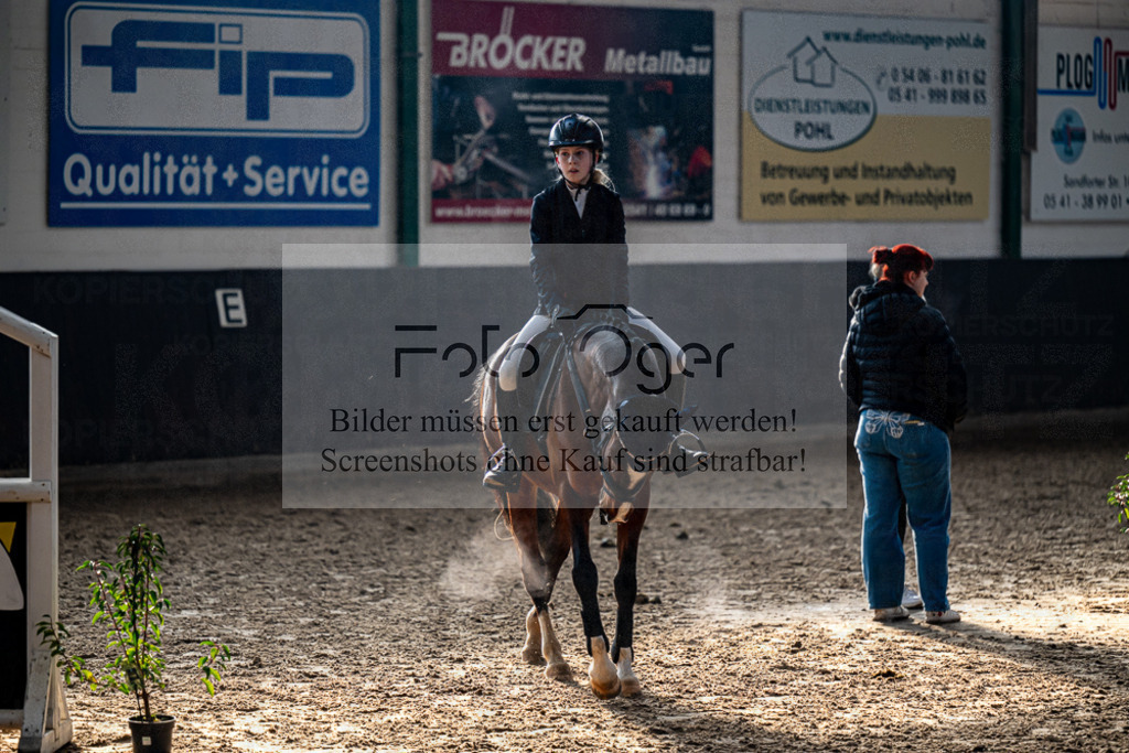 20240309-DOS_5755 | Entdecke hochwertige Reitturnierfotos von Foto Oger. Professionell, emotional und authentisch – jetzt Lieblingsmomente im Shop bestellen.Deutschlandweite Turnierfotografie. - Realisiert mit Pictrs.com