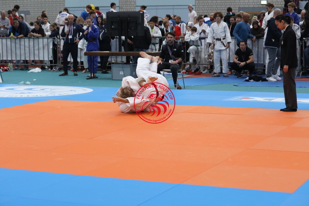 1J7A2689 | Fotos vom Adler Cup - Pictures from Adler Cup

Hier findet Ihr alle Eindrücke und großen Momente der Adler Cup Wochenenden. Here you will find all impressions and great moments of the Adler Cup weekends. - Realisiert mit Pictrs.com