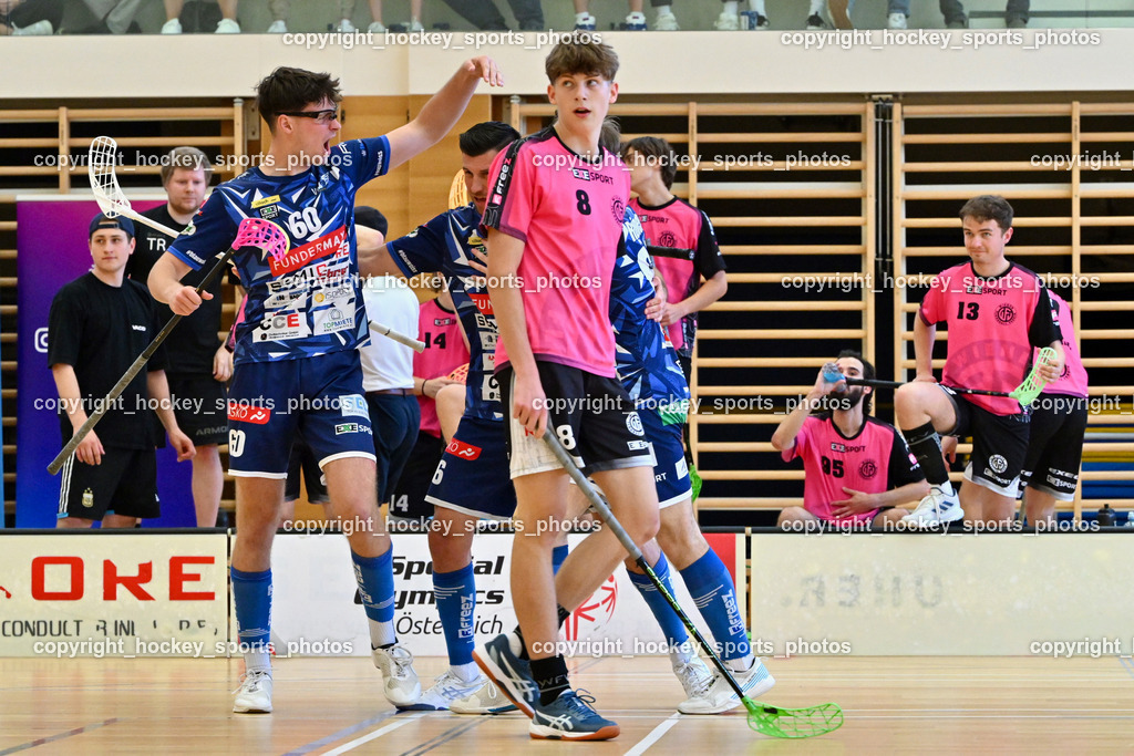 VSV Unihockey vs. Wiener Floorball Verein | #8 KUSCHER Maximilian Wiener Floorballverein, #60 Thomas Unterweger VSV Unihockey, #6 Timo Schmid VSV Unihockey, VSV Unihockey vs. Wiener Floorball Verein, VSV Unihockey vs. Wiener Floorball Verein am 18.05.2025 in Villach (Ballspielhalle St. Martin), Austria, (Photo by Bernd Stefan)