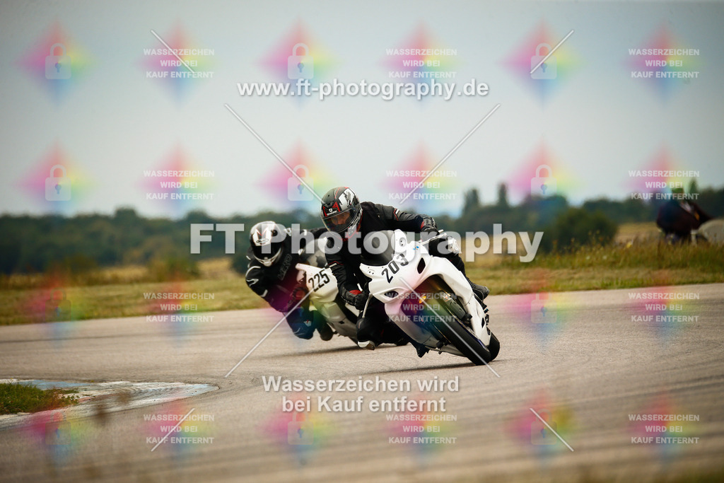 _MOT7045 | Hier findet Ihr Bilder von Touristenfahrten auf der Nürburgring Nordschleife oder von anderen Veranstaltungen die ich besucht habe. Viel Spass beim Durch Schauen 