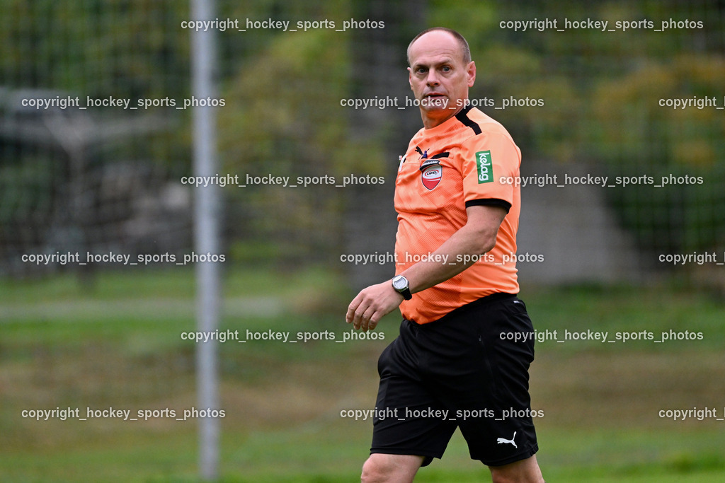 WSG Radenthein vs. SV Rapid Lienz | Michael Moser Referee, WSG Radenthein vs. SV Rapid Lienz, WSG Radenthein vs. SV Rapid Lienz am 30.08.2025 in Radenthein (Sportplatz Radenthein), Austria, (Photo by Bernd Stefan)