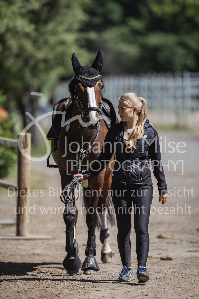 230610_Mühlen_A-Spr2_Impressionen-663 | Deine schönsten Turniermomente als professionelle Fotos! Entdecke hochwertige Pferdesport-Fotografie im Online-Shop. Jetzt Fotos finden & bestellen!