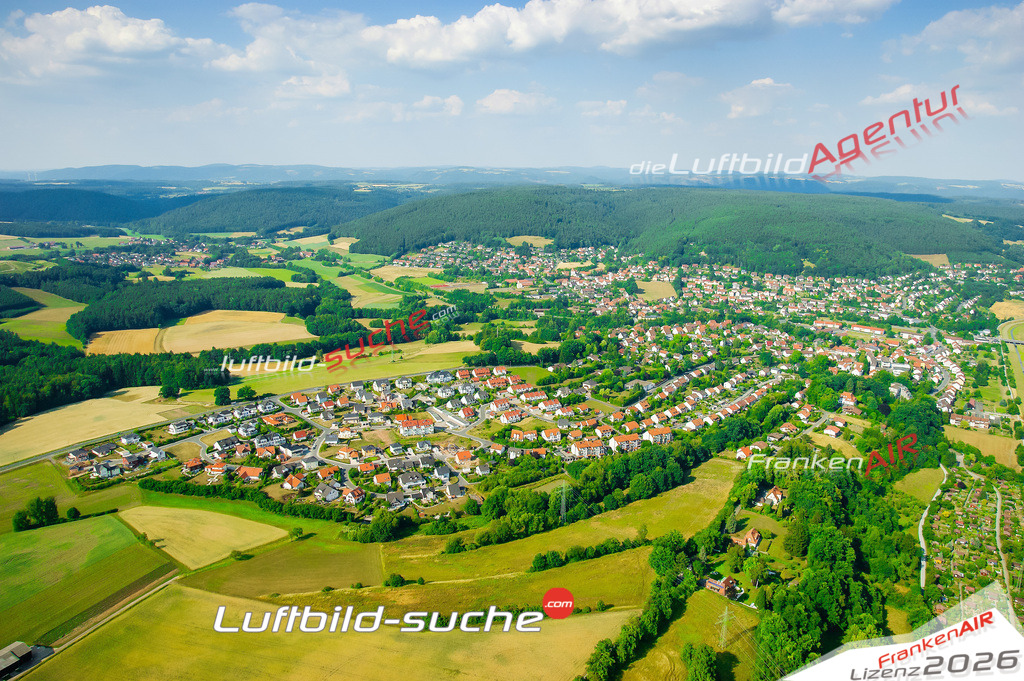 Luftbild von Petzmannsberg Kulmbach - Luftaufnahme wurde 2008 von https://frankenair.de mittels Flugzeug (keine Drohne) erstellt - die Geschenkidee