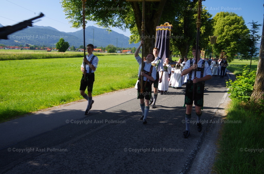 IMGP5017 | fotografiert von Axel PollmannLeonhardi Wallfahrt Benediktbeuern und Murnau, Fronleichnam, Fasching, Landschaft im Loisachtal und Benediktbeuern  - Realisiert mit Pictrs.com