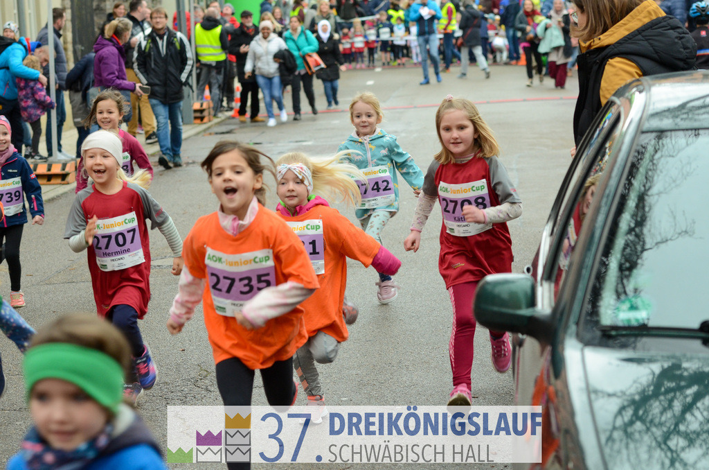 AOK JuniorCup 400m | 3Koenigslauf 2023 - Realisiert mit Pictrs.com