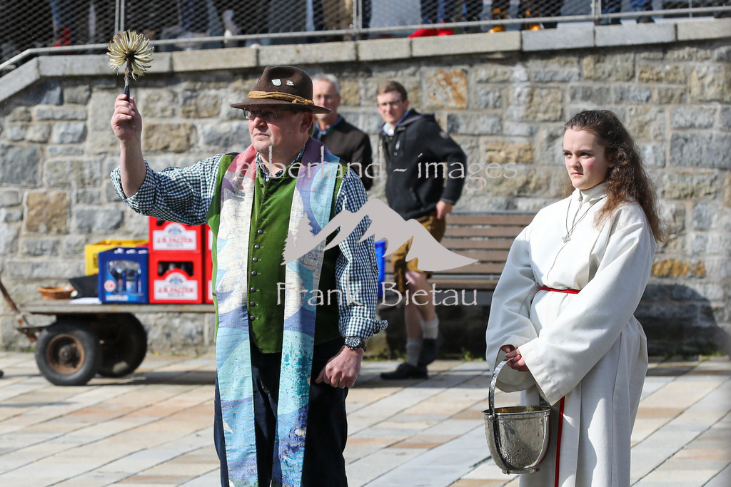 OE7A3672 | Traditionell findet am Ostermontag der Osterritt und der Flurumritt in der Stadt Regen statt