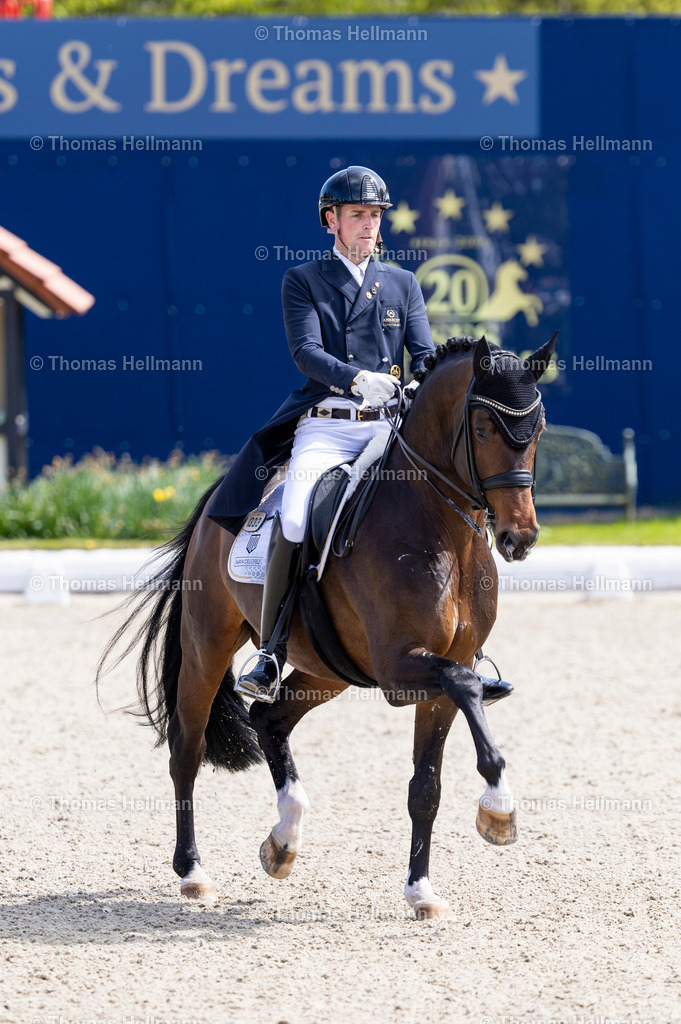 TH_333-WANDRES Frederic (GER)_ Fänomen de Malleret_36615 | Horses &amp; Dreams 2026 am 26.04.26 in Hagen a.T.W., Thomas Hellmann, 333WANDRES Frederic (GER), Fänomen de Malleret