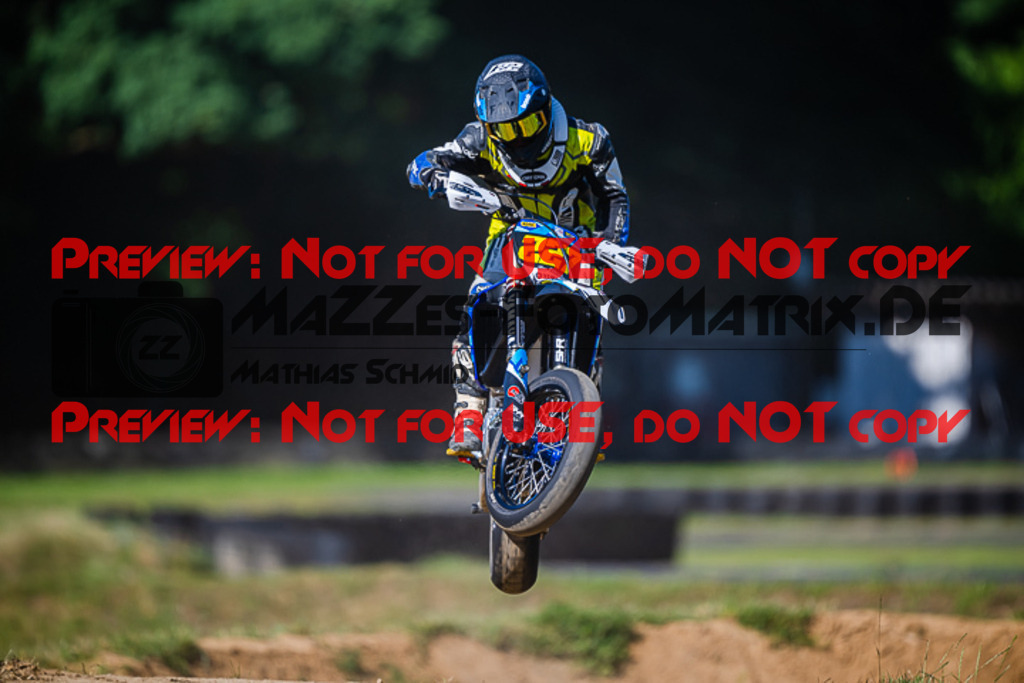 MaZZes_FotoMatrix_220702_3825 | S2