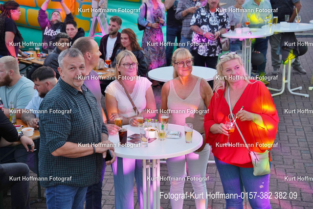 36Geburtstag Thomas Meyer |  Fotograf Kurt Hoffmann - Realisiert mit Pictrs.com